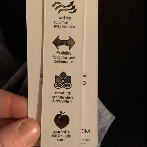 NWT! Women’s XL RBX active hooded long sleeve shirt! - Picture 6 of 8